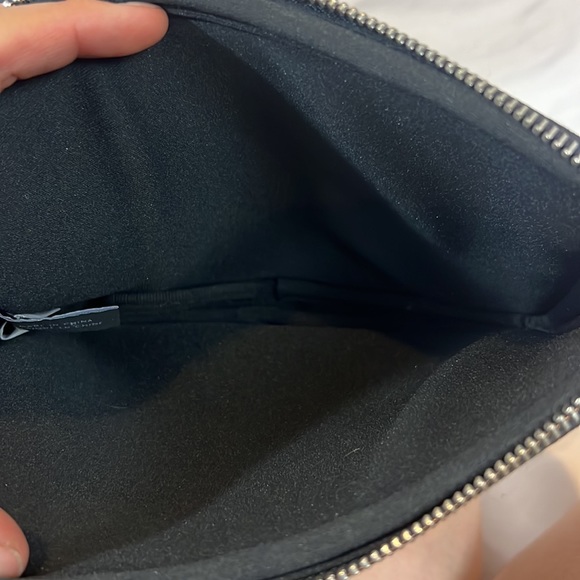 Marc jacobs neoprene tablet case - Picture 3 of 3